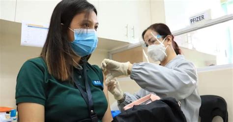 Angeles City starts rollout of Covid.